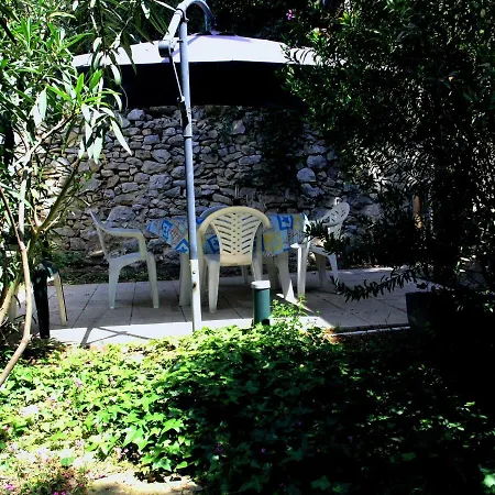 Petra Hektoroviceva Apartment