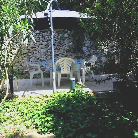 Petra Hektoroviceva Apartment *